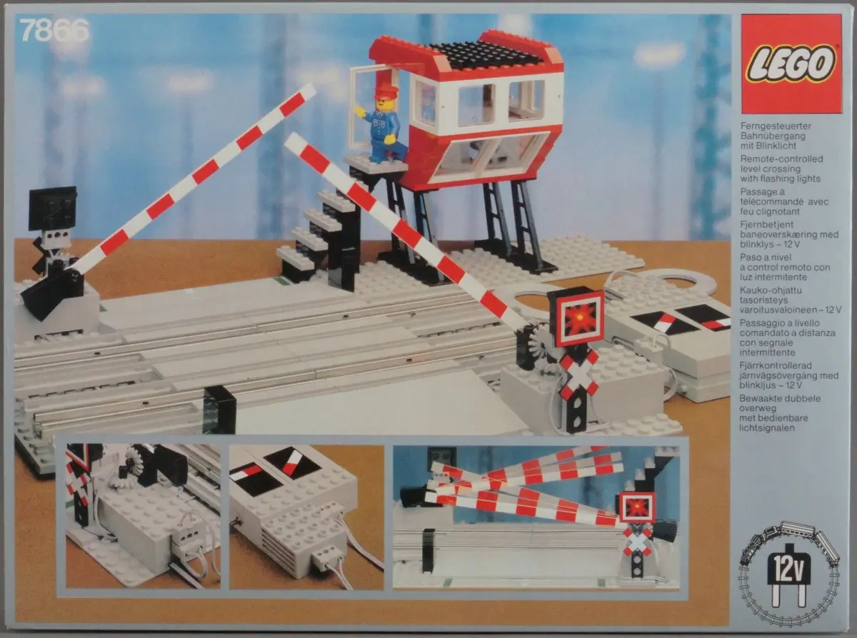 LEGO Trains 7866 Remote Controlled Road Crossing 12V set, image 19