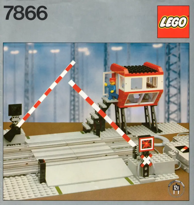 LEGO Trains 7866 Remote Controlled Road Crossing 12V set