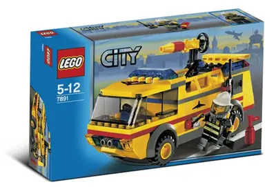 LEGO City 7891 Airport Fire Truck set, image 3