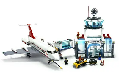 LEGO City 7894 Airport set, image 3