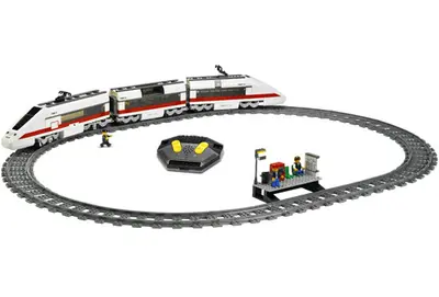 LEGO City 7897 Passenger Train set, image 2