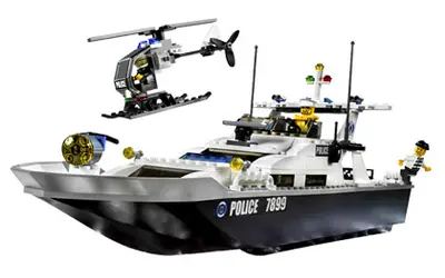 LEGO City 7899 Police Boat set, image 2
