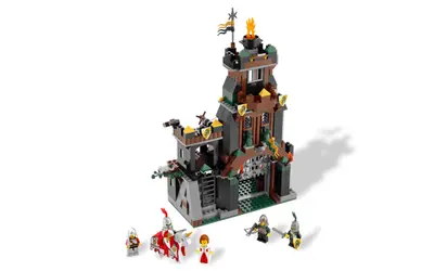 LEGO Castle 7947 Prison Tower Rescue set, image 2
