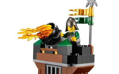 LEGO Castle 7947 Prison Tower Rescue set, image 8