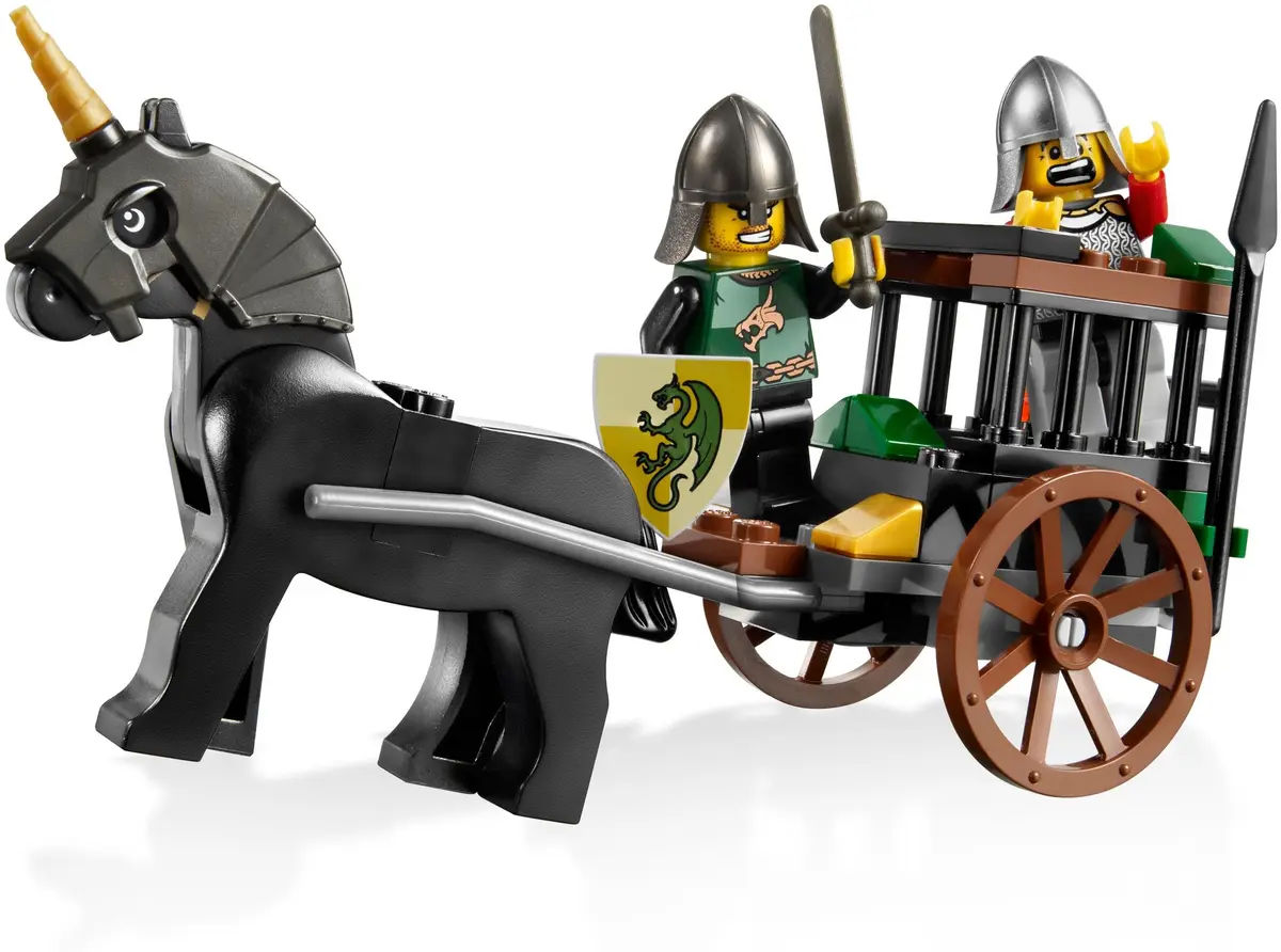 LEGO Castle 7949 Prison Carriage Rescue set, image 9
