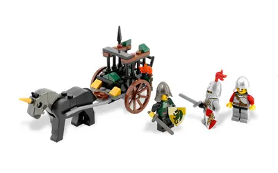 LEGO Castle 7949 Prison Carriage Rescue set, image 2