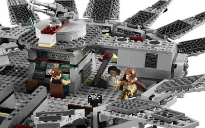 LEGO Star Wars 7965 Millennium Falcon set, image 5