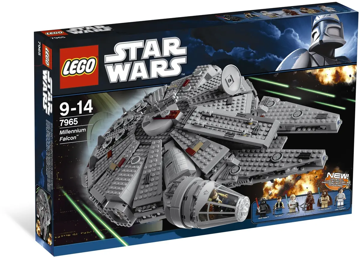 LEGO Star Wars 7965 Millennium Falcon set, image 9