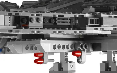 LEGO Star Wars 7965 Millennium Falcon set, image 8
