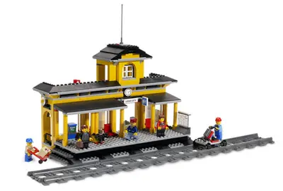 LEGO City 7997 Train Station set, image 2