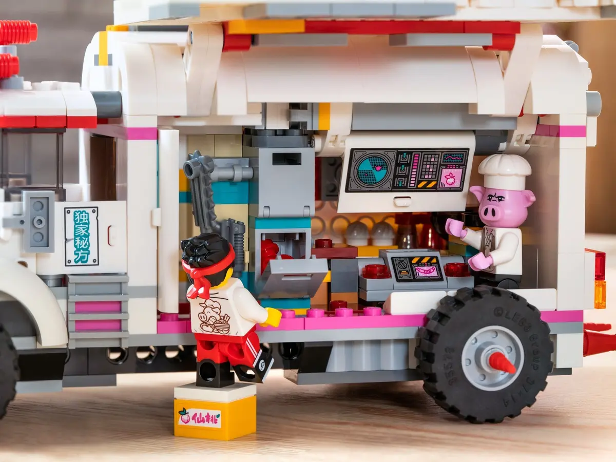 LEGO Monkie Kid 80009 Pigsy's Food Truck set, image 8