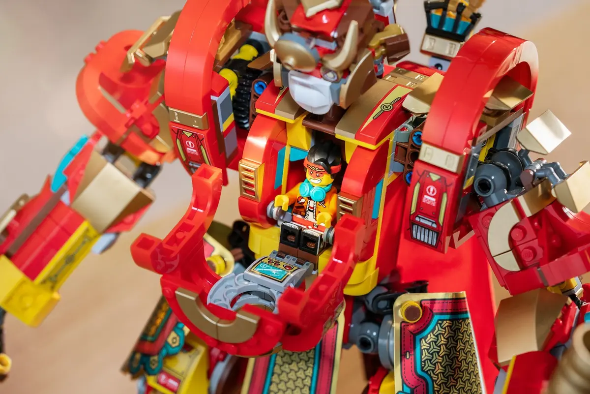 LEGO Monkie Kid 80012 Monkey King Warrior Mech set, image 11