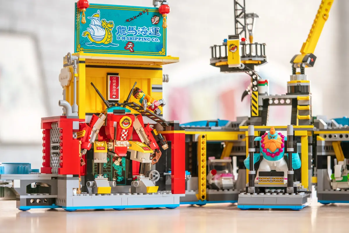 LEGO Monkie Kid 80013 Monkie Kid's Team Secret HQ set, image 36
