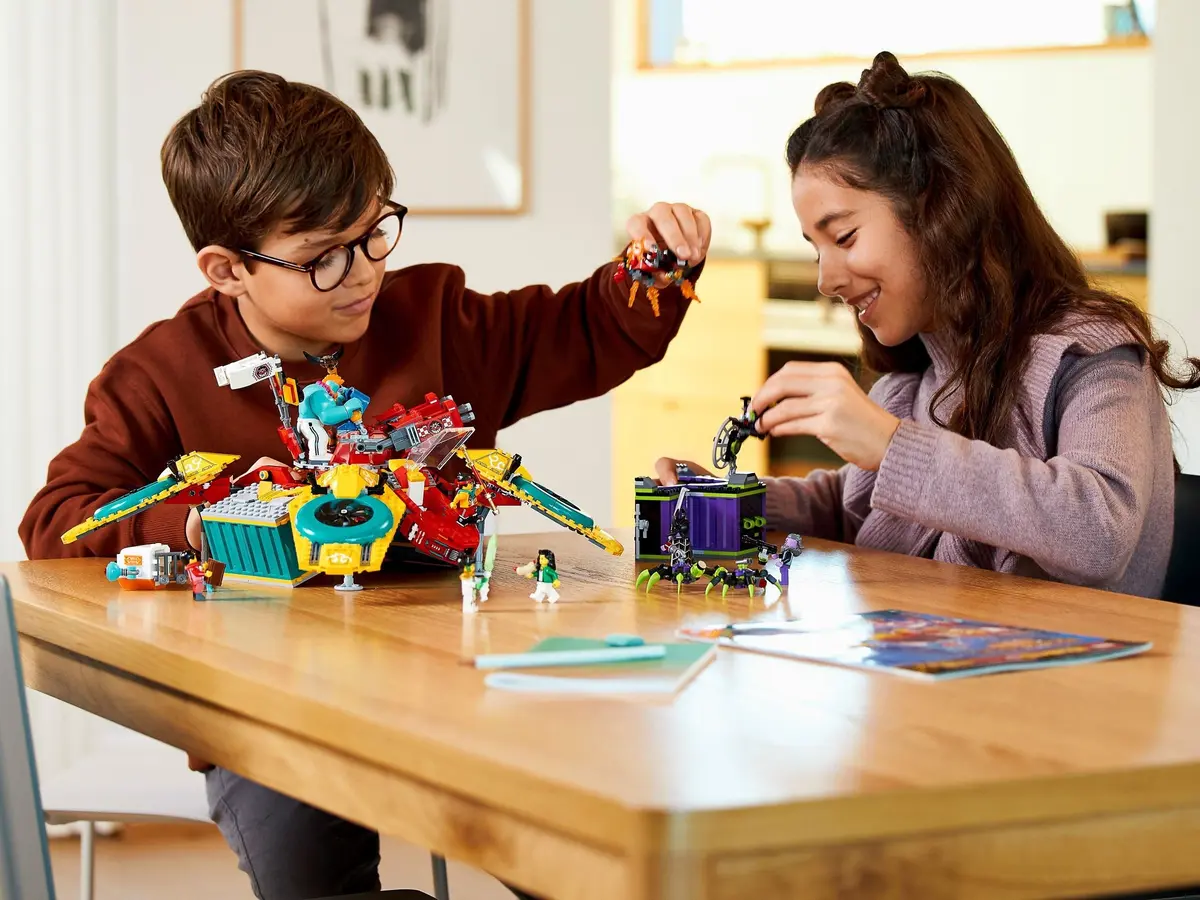 LEGO Monkie Kid 80023 Monkie Kid's Team Dronecopter set, image 17