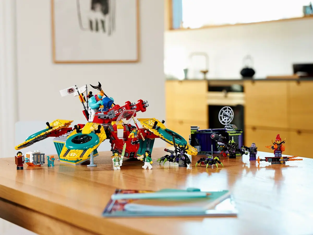 LEGO Monkie Kid 80023 Monkie Kid's Team Dronecopter set, image 6