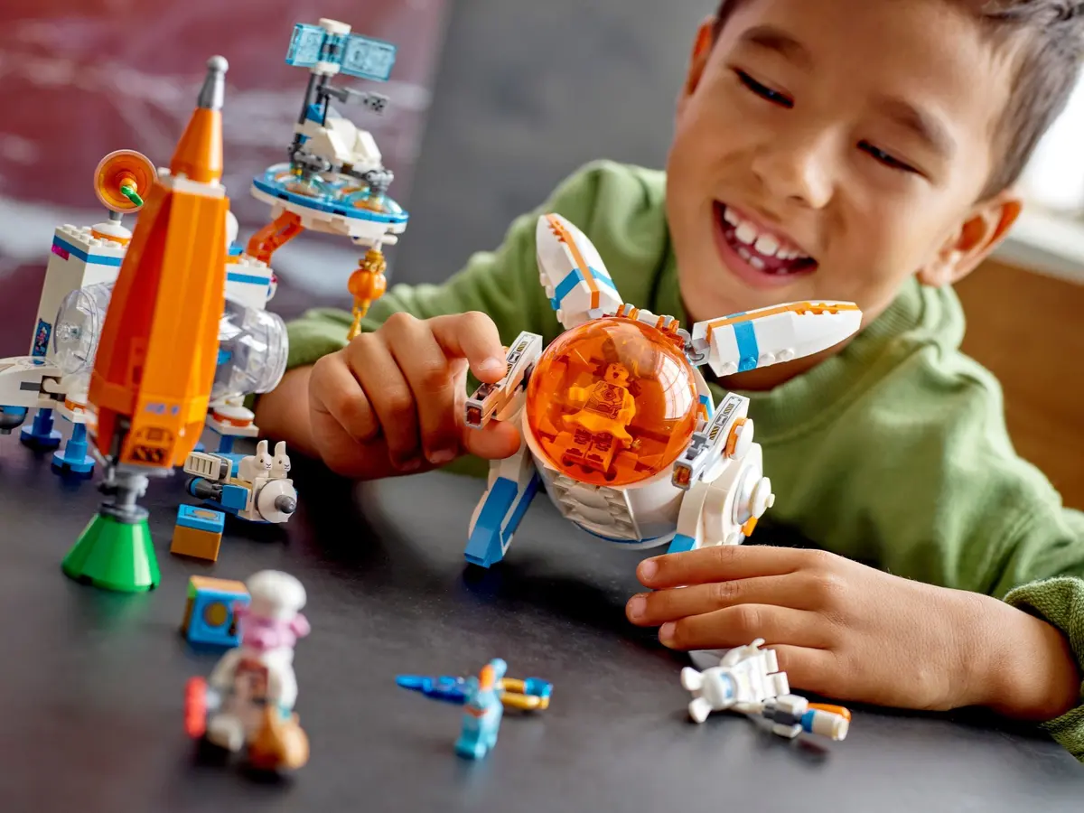 LEGO Monkie Kid 80032 Chang'e Moon Cake Factory set, image 5