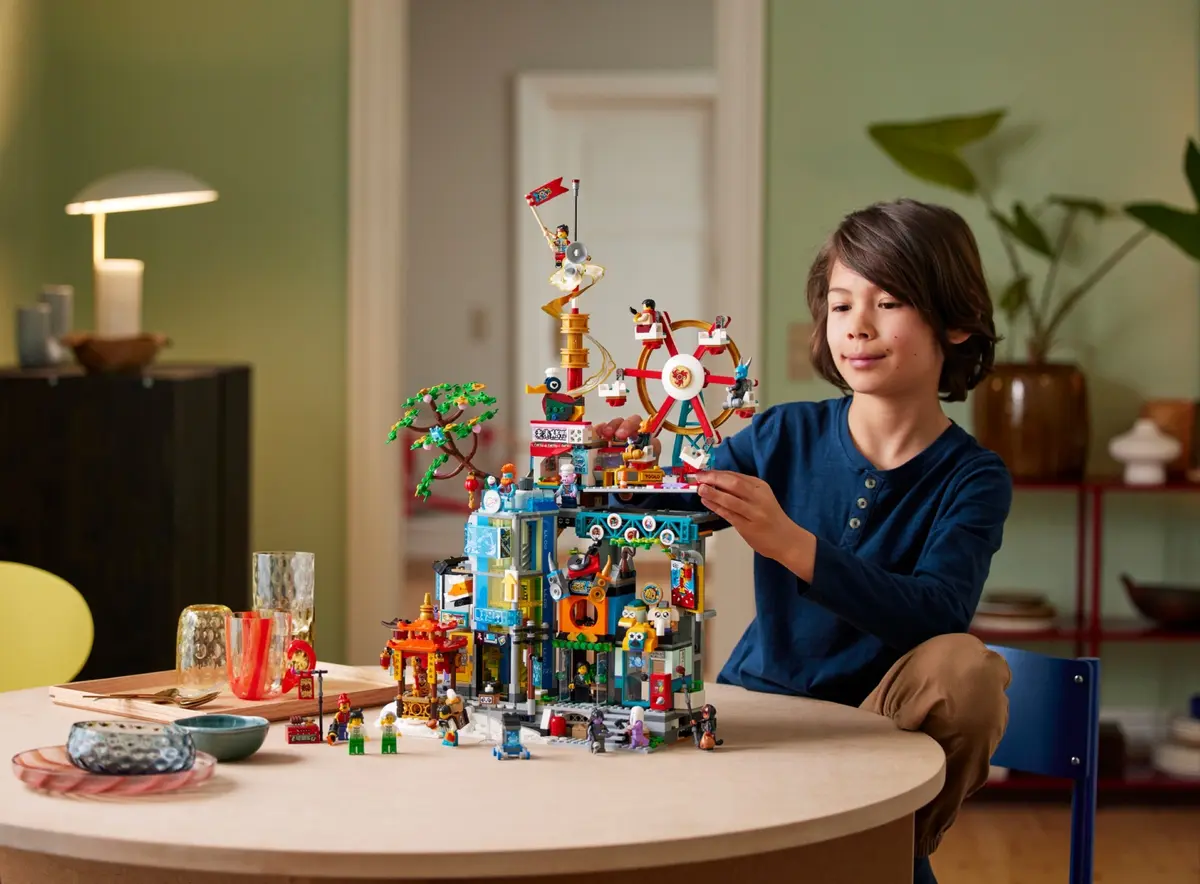 LEGO Monkie Kid 80054 Megapolis City set, image 8