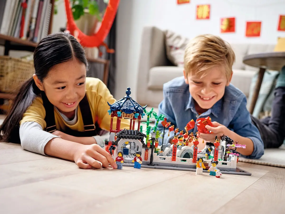 LEGO Seasonal 80107 Spring Lantern Festival set, image 7