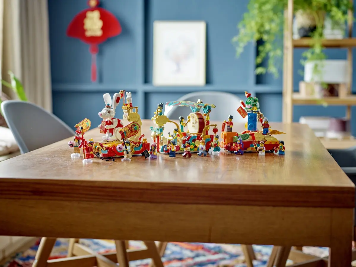 LEGO Seasonal 80111 Lunar New Year Parade set, image 4