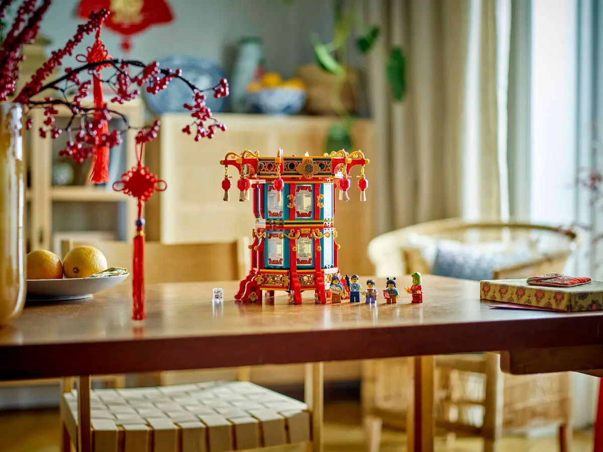 LEGO Seasonal 80116 Trotting Lantern set, image 7