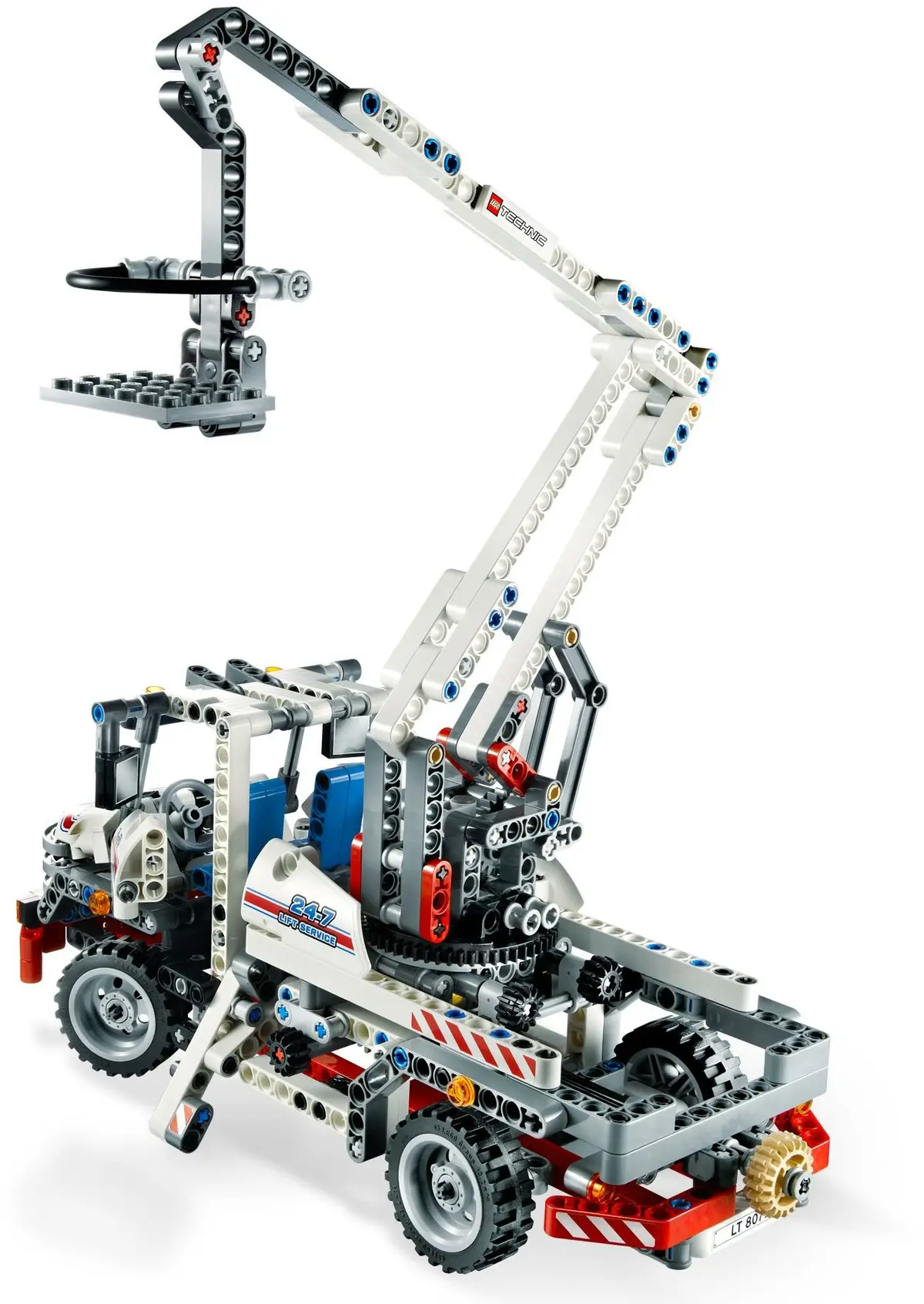 LEGO Technic 8071 Bucket Truck set, image 11