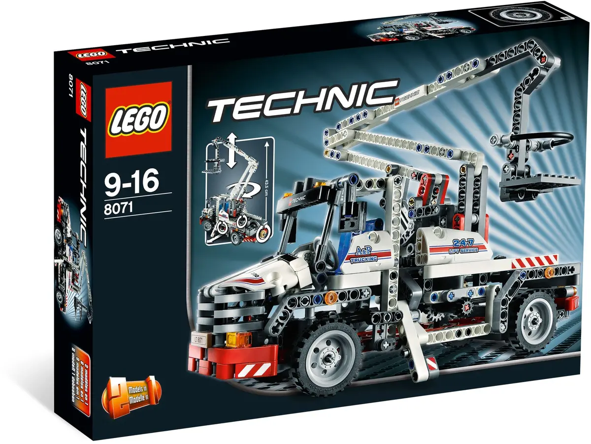LEGO Technic 8071 Bucket Truck set, image 9