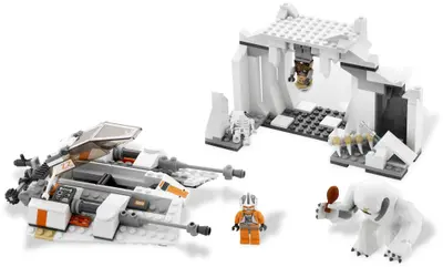 LEGO Star Wars 8089 Hoth Wampa Cave set