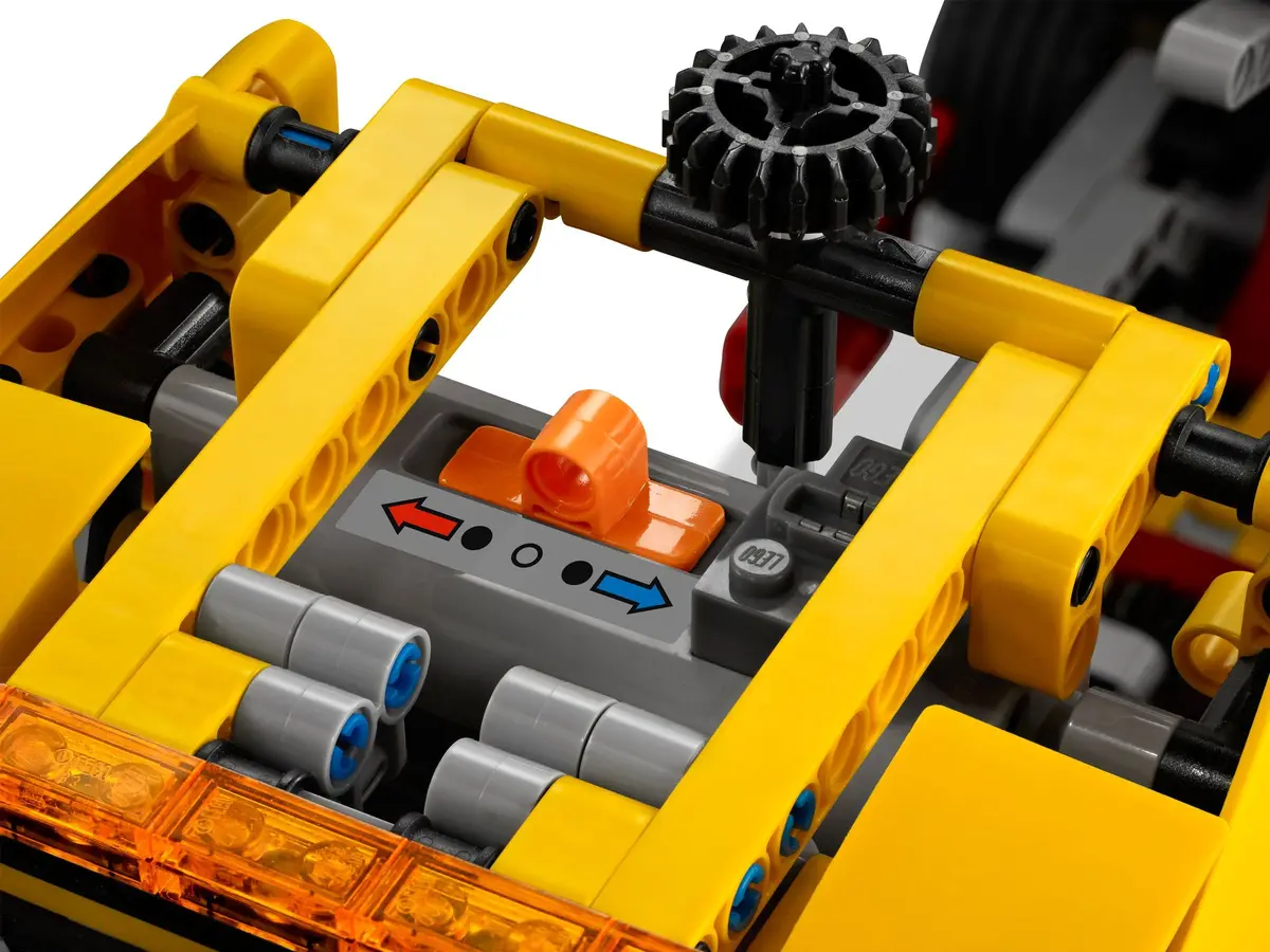 LEGO Technic 8109 Flatbed Truck set, image 17