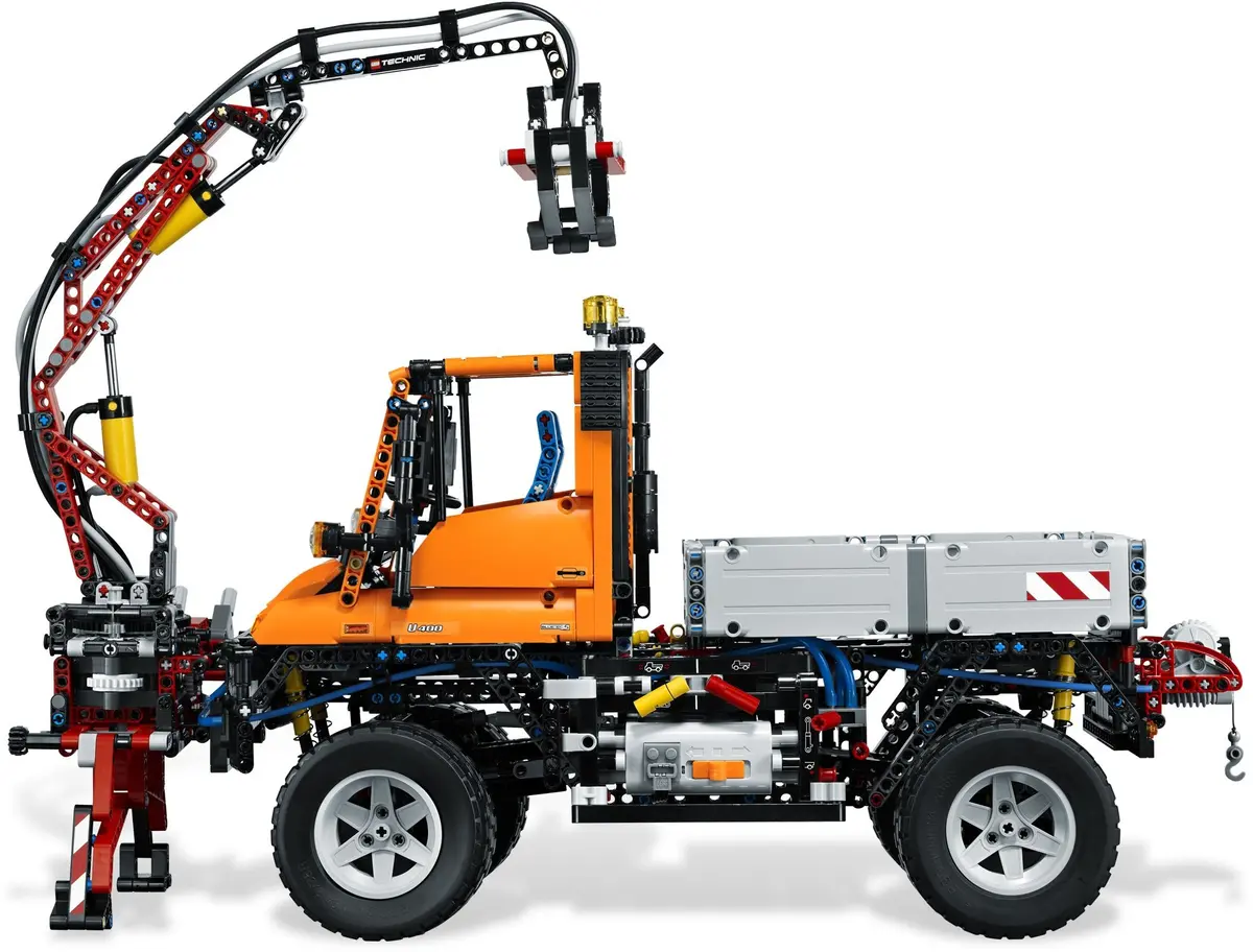 LEGO Technic 8110 Mercedes-Benz Unimog U 400 set, image 17