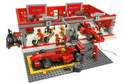 LEGO Racers 8144 Ferrari 248 F1 Team (Michael Schumacher Edition) set, image 2