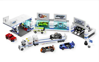 LEGO Racers 8154 Brick Street Customs set, image 2