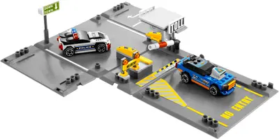 LEGO Racers 8197 Highway Chaos set
