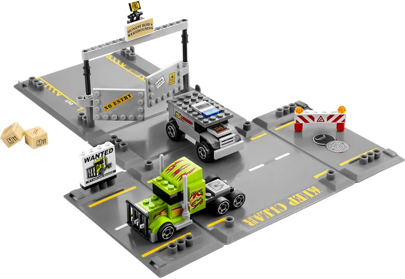 LEGO Racers 8199 Security Smash set