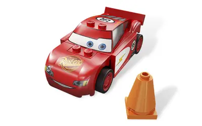 LEGO Cars 8200 Radiator Springs Lightning McQueen set, image 2
