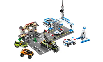 LEGO Racers 8211 Brick Street Getaway set