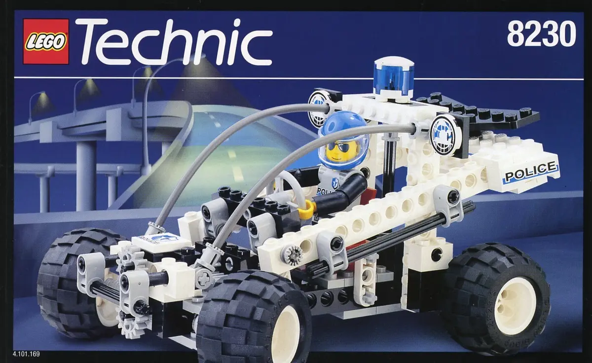 LEGO Technic 8230 Coastal Cop Buggy set