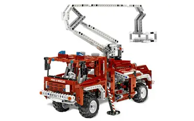 LEGO Technic 8289 Fire Truck set, image 2