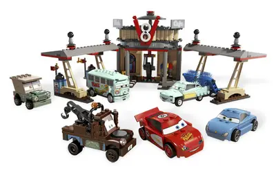 LEGO Cars 8487 Flo's V8 Cafe set, image 2