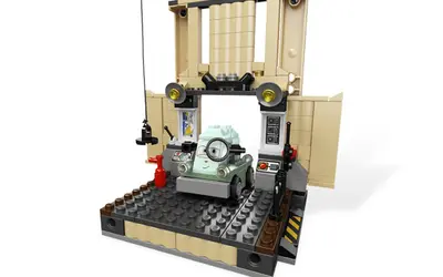LEGO Cars 8639 Big Bentley Bust Out set, image 9