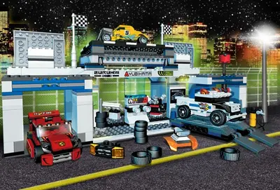 LEGO Racers 8681 Tuner Garage set, image 5