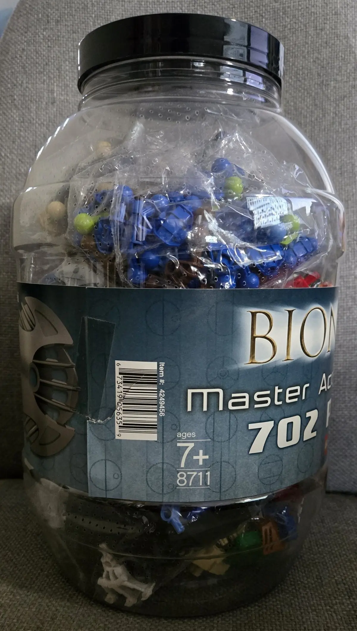 LEGO Bionicle 8711 The Ultimate BIONICLE Set set, image 3