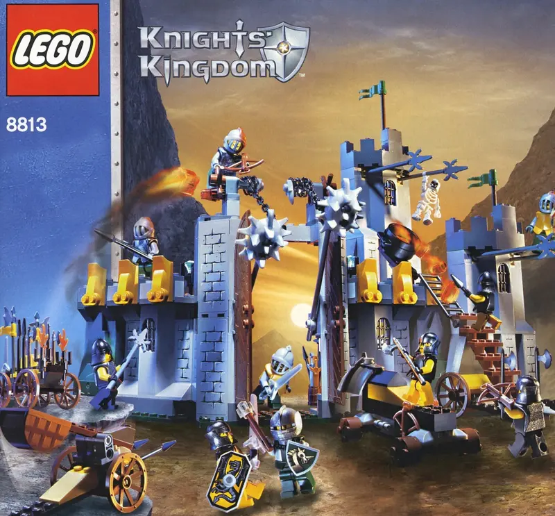 LEGO Castle 8813 Battle at the Pass set