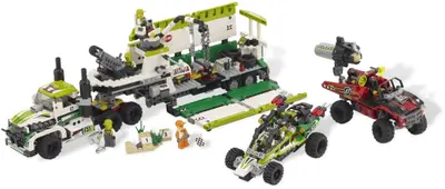 LEGO World Racers 8864 Desert of Destruction set