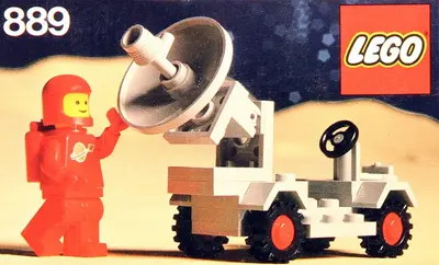 LEGO Space 889 Radar Truck set