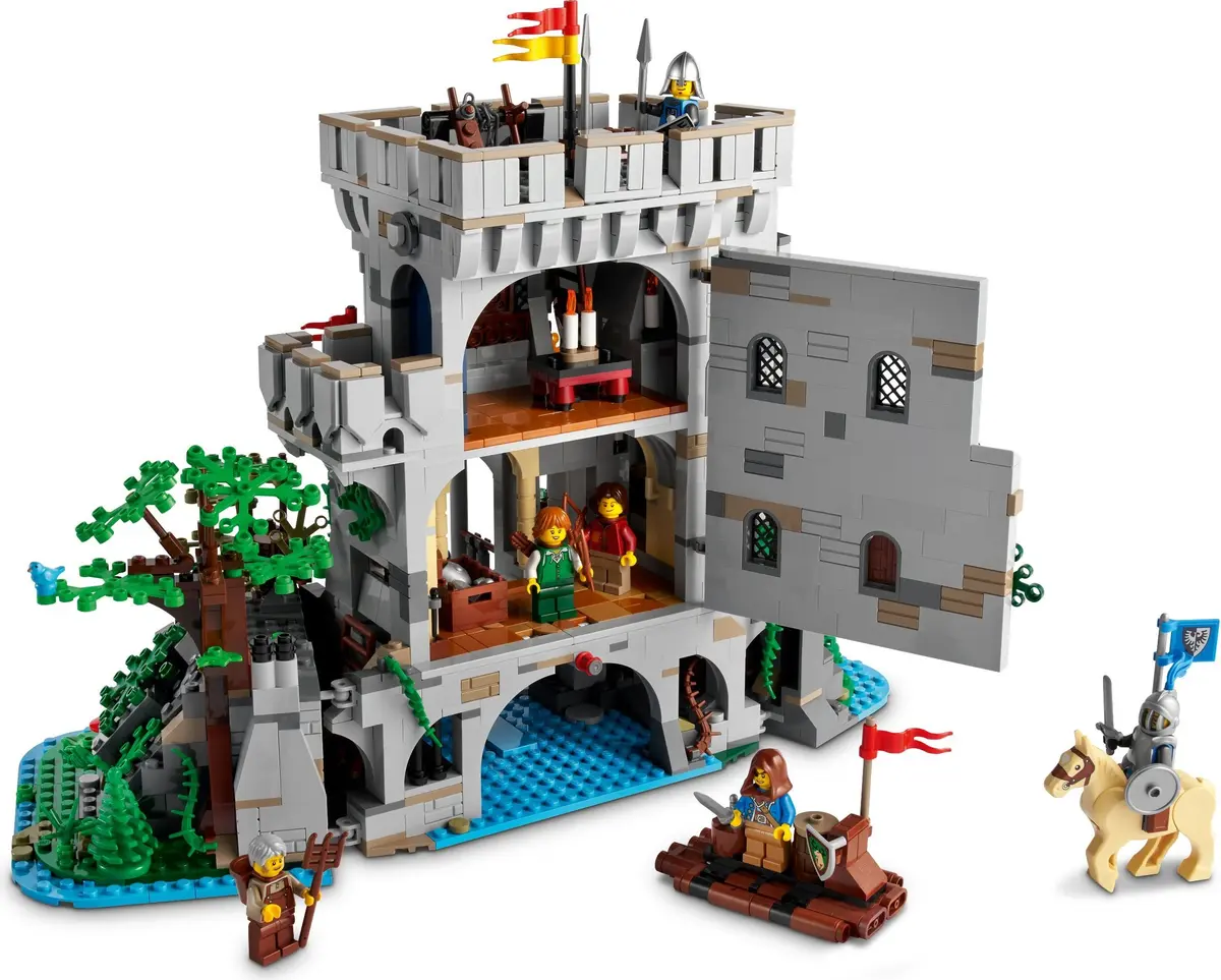LEGO BrickLink 910001 Castle in the Forest set, image 2
