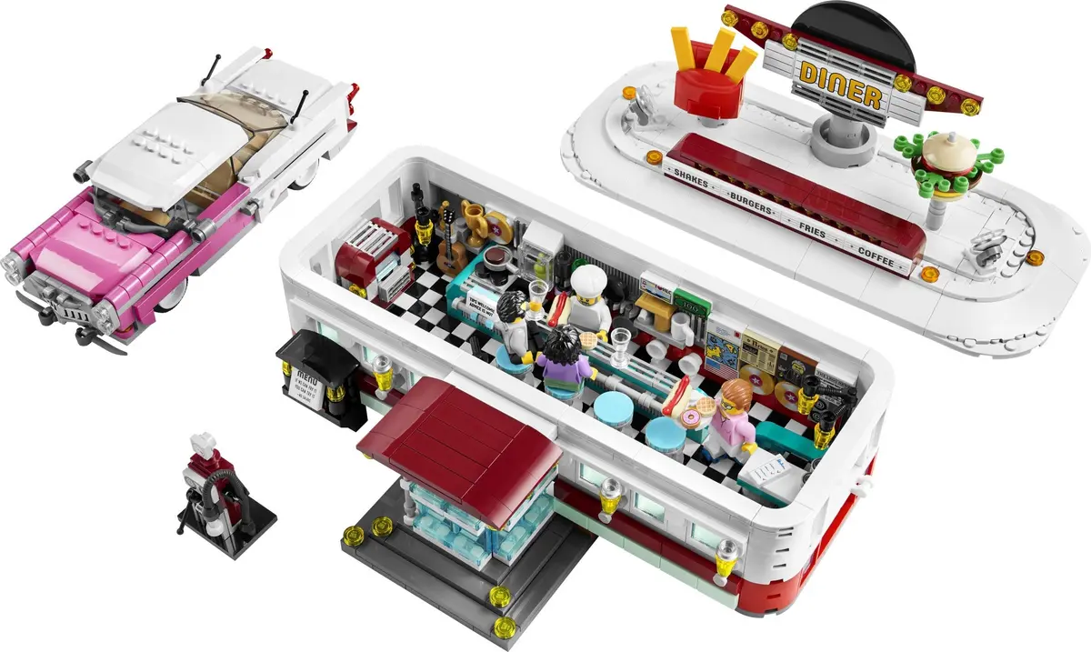 LEGO BrickLink 910011 1950s Diner set, image 2