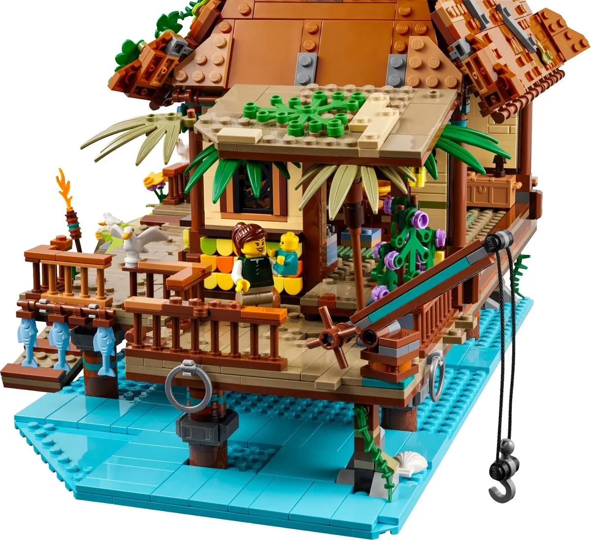 LEGO BrickLink 910036 Ocean House set, image 4