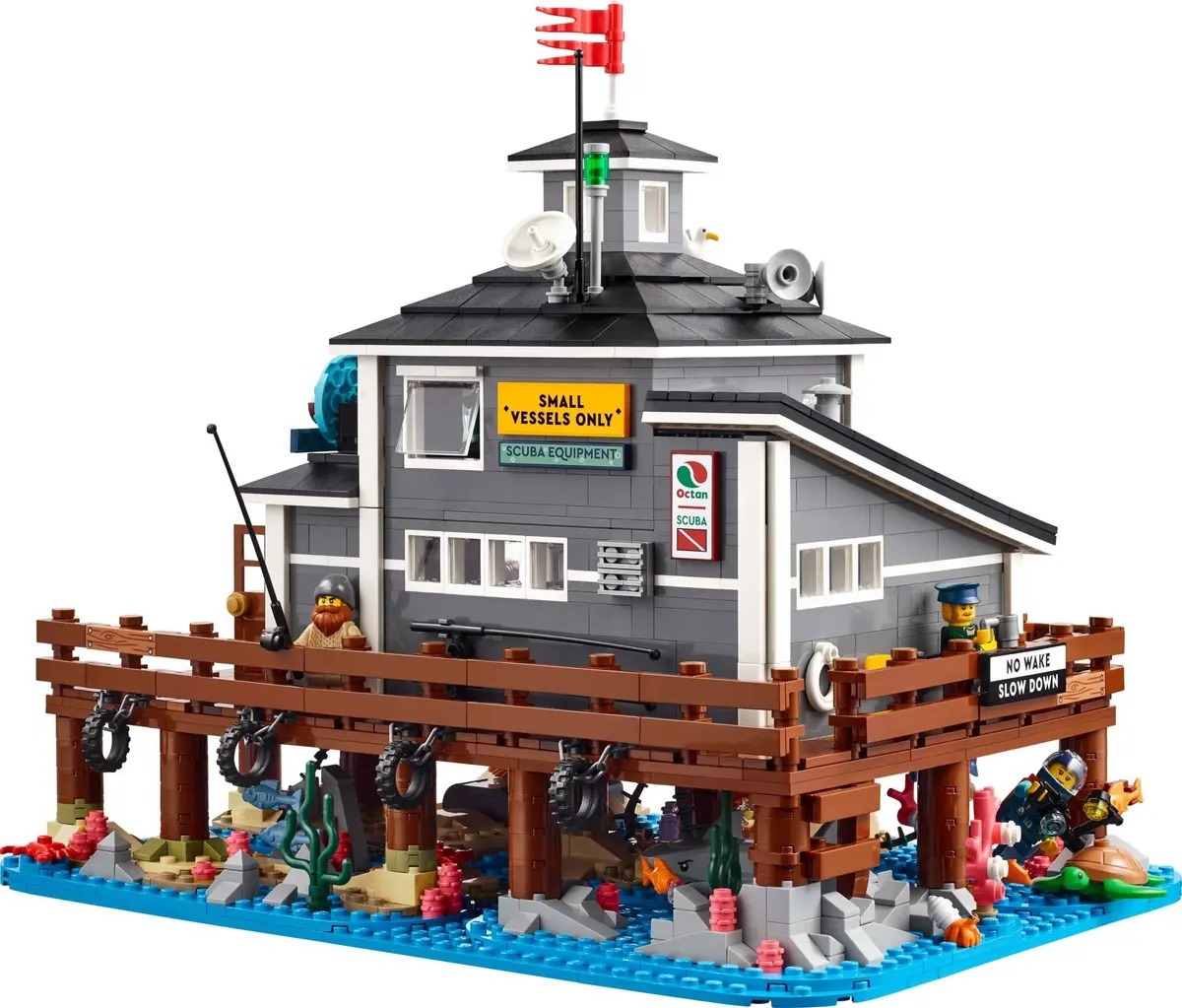 LEGO BrickLink 910040 Harbourmaster's Office set, image 6