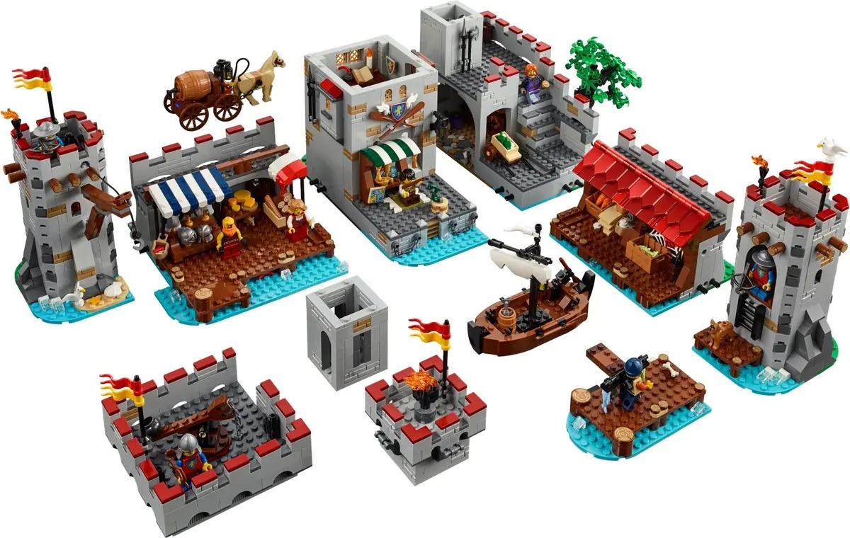 LEGO BrickLink 910047 Medieval Seaside Market set, image 4
