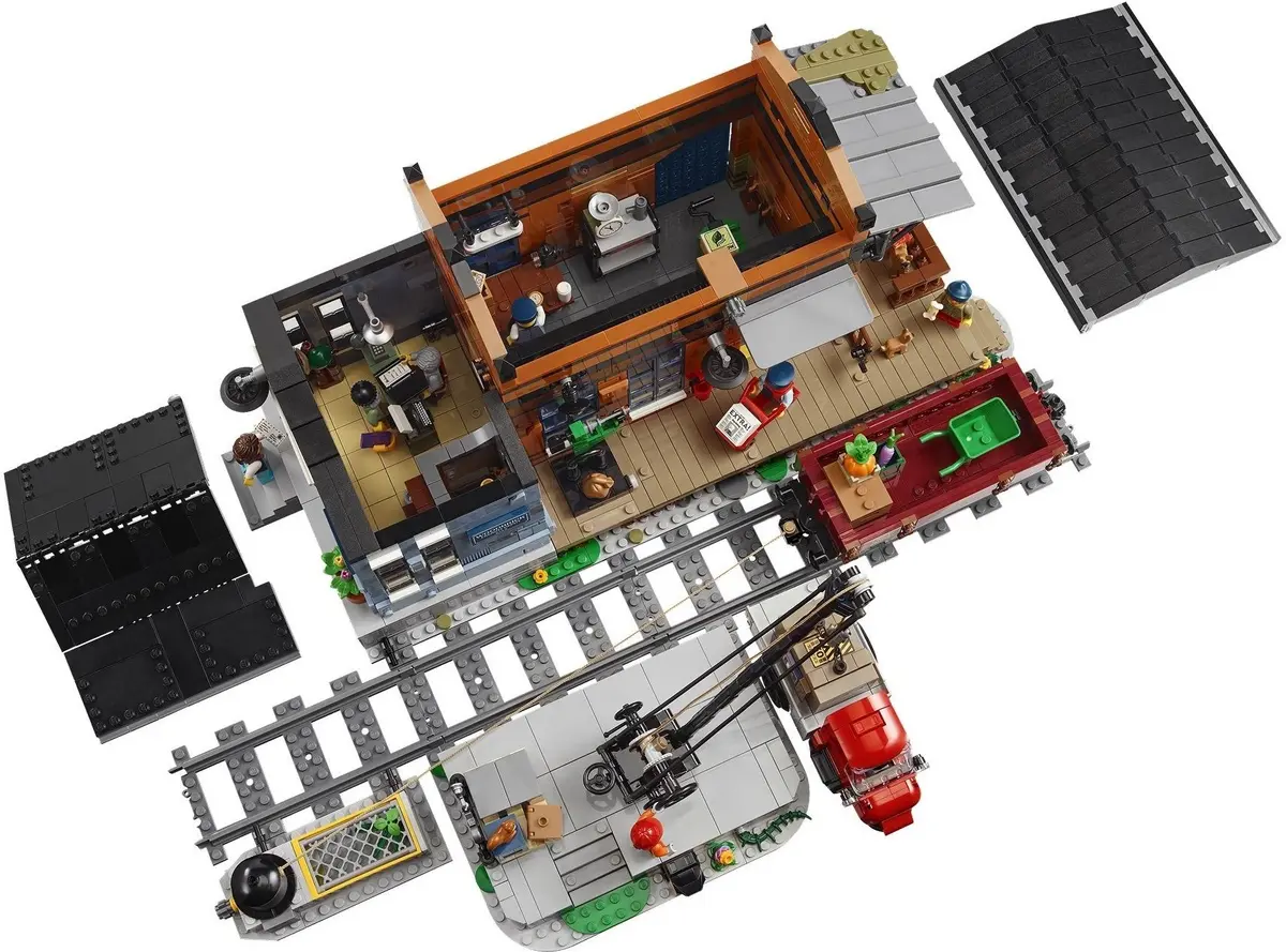 LEGO BrickLink 910072 Woodbrick Freight Depot set, image 3